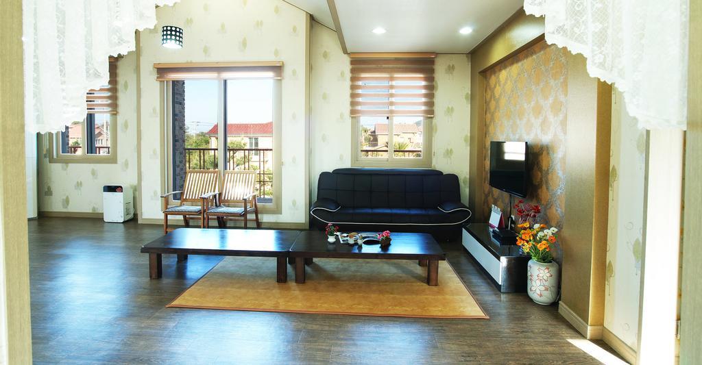 Jeju Olleh House Villa ภายนอก รูปภาพ