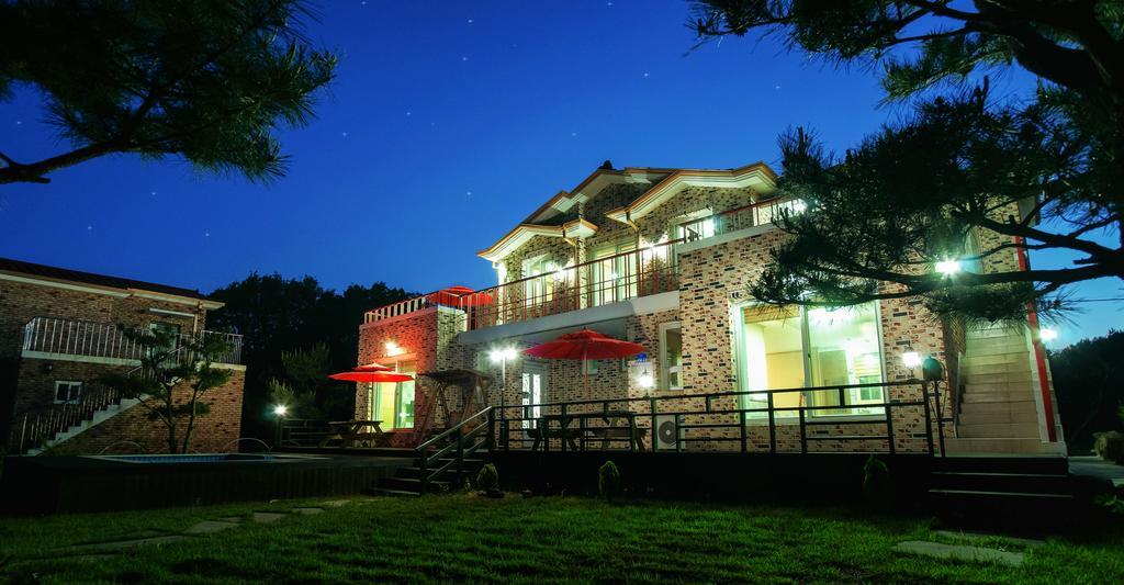 Jeju Olleh House Villa ภายนอก รูปภาพ
