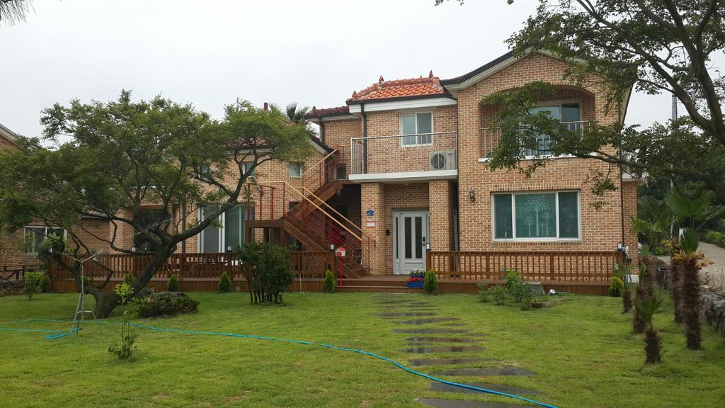 Jeju Olleh House Villa ภายนอก รูปภาพ