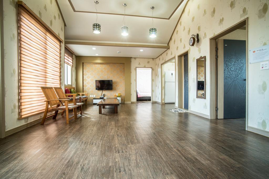Jeju Olleh House Villa ภายนอก รูปภาพ