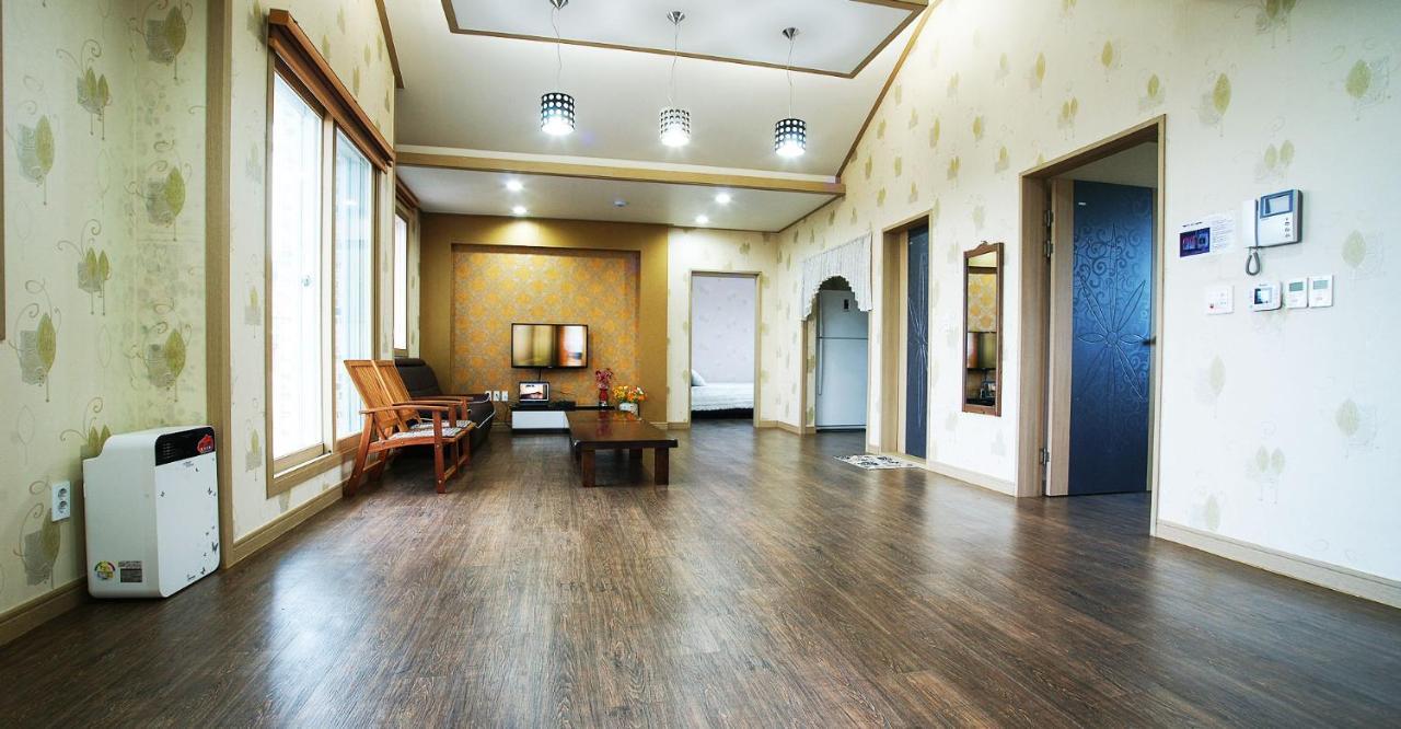 Jeju Olleh House Villa ภายนอก รูปภาพ