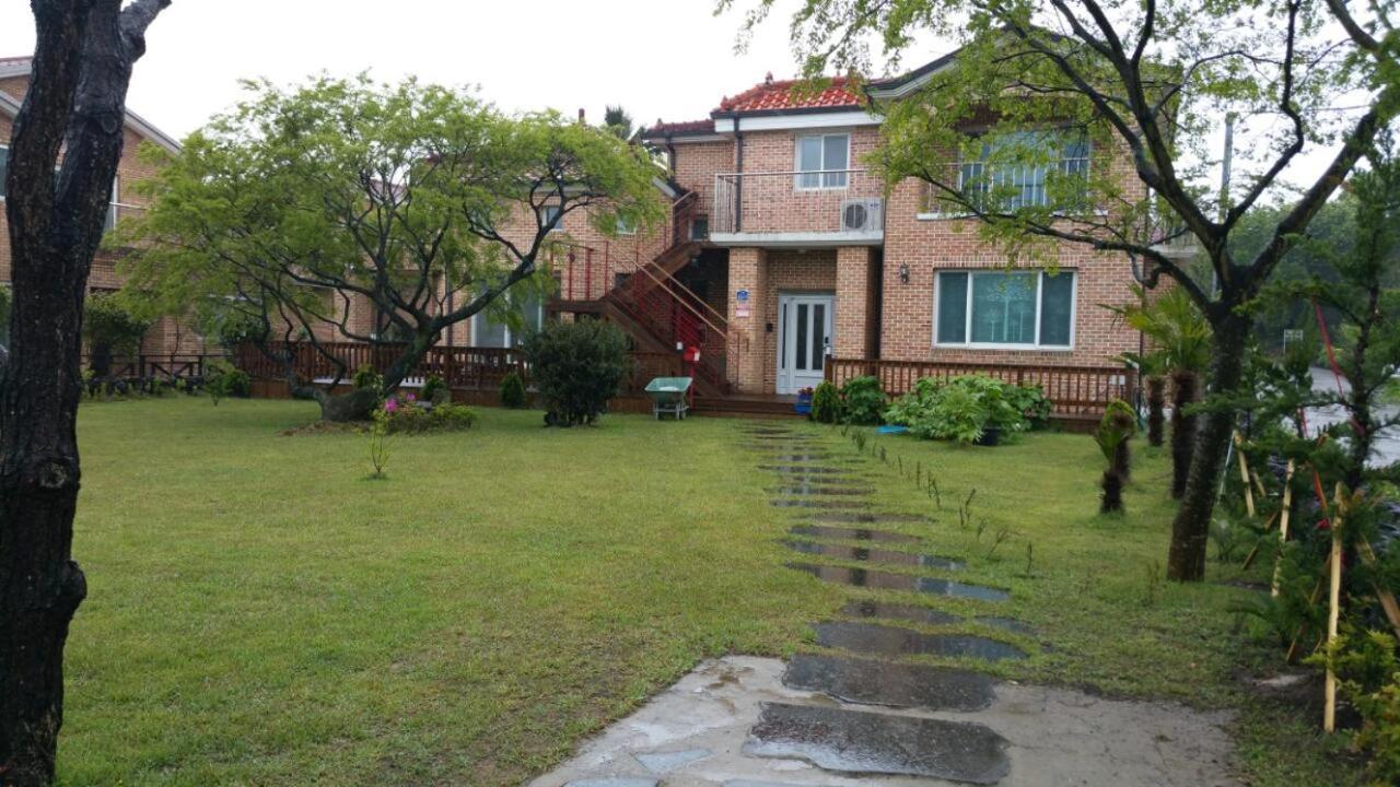 Jeju Olleh House Villa ภายนอก รูปภาพ